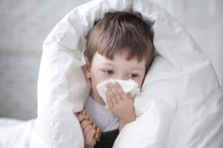 Лечение насморка у детей дома